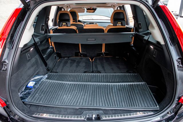 2016 Volvo XC90 T6 Momentum | Van Nuys, CA | Stellar Auto INC. 2016 Volvo XC90 T6 Momentum | Van Nuys, CA | Stellar Auto INC.