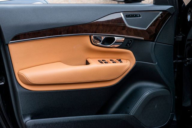 2016 Volvo XC90 T6 Momentum | Van Nuys, CA | Stellar Auto INC. 2016 Volvo XC90 T6 Momentum | Van Nuys, CA | Stellar Auto INC.