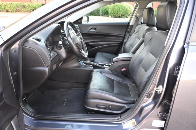 2017 Acura ILX w/Premium