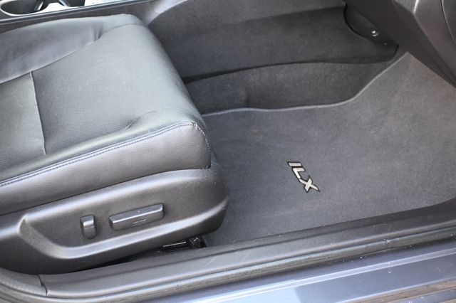 2017 Acura ILX w/Premium