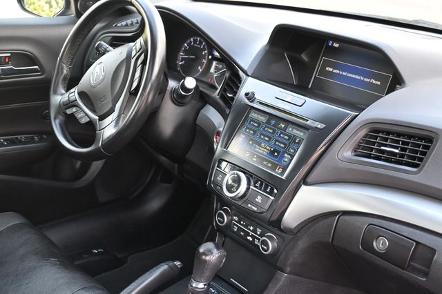 2017 Acura ILX w/Premium