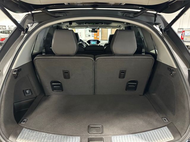 2017 Acura MDX 3.5L | Irving, Texas | Hopper Motorplex 2017 Acura MDX 3.5L | Irving, Texas | Hopper Motorplex