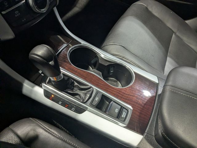 2017 Acura TLX w/Tech | Lake Forest IL | Executive Motor Carz 2017 Acura TLX w/Tech | Lake Forest IL | Executive Motor Carz