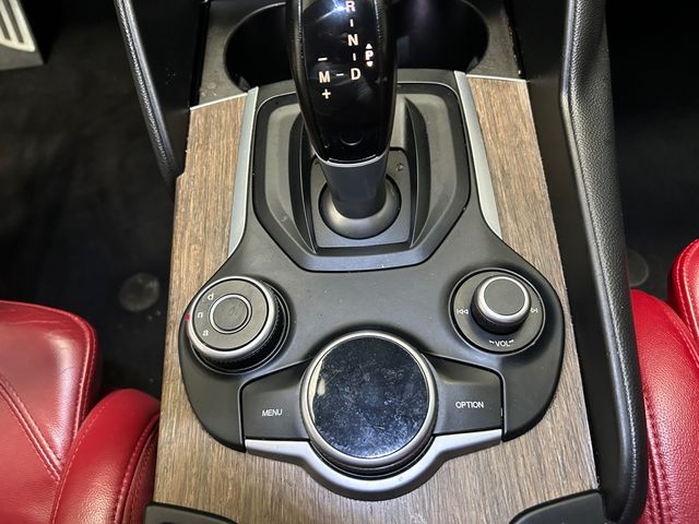 2017 Alfa Romeo Giulia Ti