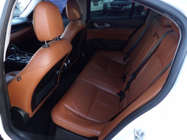 2017 Alfa Romeo Giulia Base | Dalton, GA | Paniagua Auto Mall 2017 Alfa Romeo Giulia Base | Dalton, GA | Paniagua Auto Mall