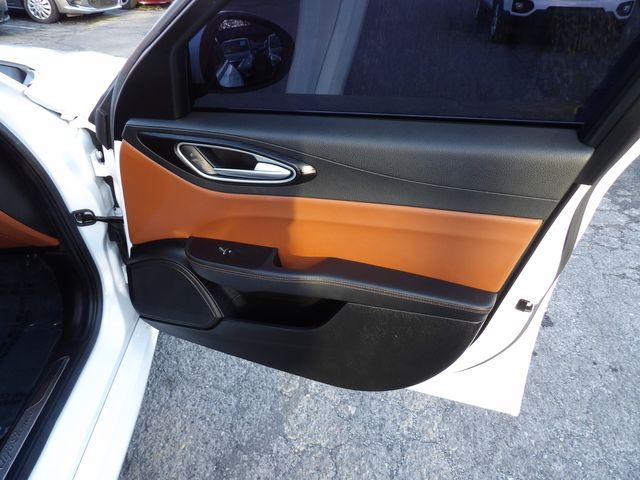 2017 Alfa Romeo Giulia Base | Dalton, GA | Paniagua Auto Mall 2017 Alfa Romeo Giulia Base | Dalton, GA | Paniagua Auto Mall