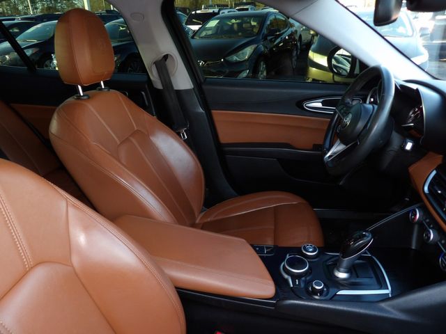 2017 Alfa Romeo Giulia Base | Dalton, GA | Paniagua Auto Mall 2017 Alfa Romeo Giulia Base | Dalton, GA | Paniagua Auto Mall