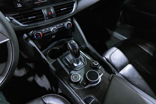 2017 Alfa Romeo Giulia Base | Mesquite, TX | Texas Autos Direct 2017 Alfa Romeo Giulia Base | Mesquite, TX | Texas Autos Direct