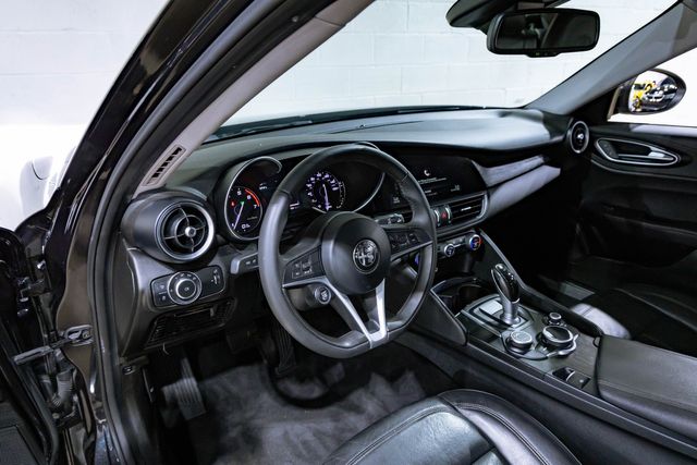 2017 Alfa Romeo Giulia Base | Mesquite, TX | Texas Autos Direct 2017 Alfa Romeo Giulia Base | Mesquite, TX | Texas Autos Direct