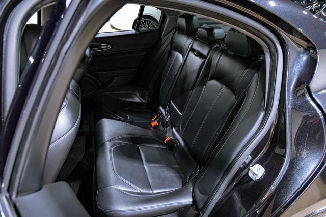 2017 Alfa Romeo Giulia Base | Mesquite, TX | Texas Autos Direct 2017 Alfa Romeo Giulia Base | Mesquite, TX | Texas Autos Direct