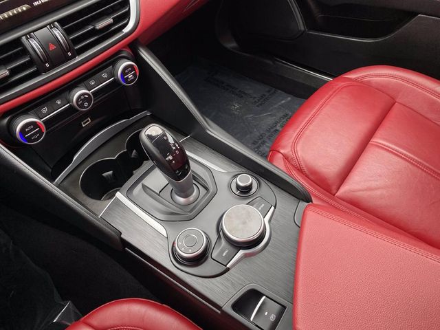 2017 Alfa Romeo Giulia TURBO AWD 