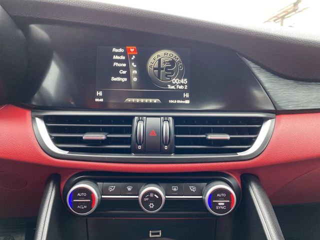 2017 Alfa Romeo Giulia TURBO AWD 