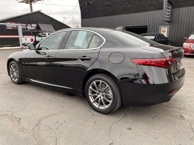 2017 Alfa Romeo Giulia TURBO AWD 