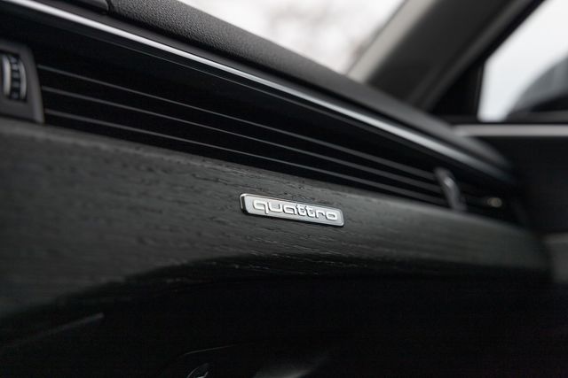 2017 Audi A4 Allroad 2.0T quattro Premium Plus w/ Heated Seats & Steering Wheel, Rear View Camera 2017 Audi A4 Allroad 2.0T quattro Premium Plus w/ Heated Seats & Steering Wheel, Rear View Camera