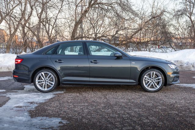 2017 Audi A4 2.0T quattro Premium w/ Low Miles, 31 MPG, AWD 2017 Audi A4 2.0T quattro Premium w/ Low Miles, 31 MPG, AWD