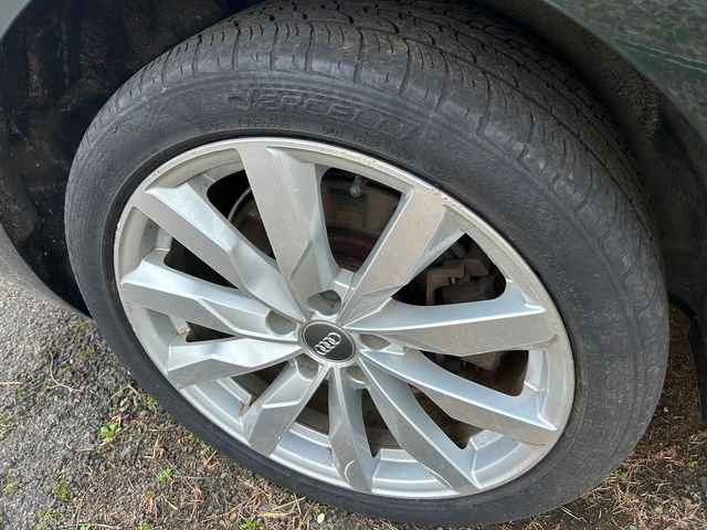 2017 Audi A4 2.0T quattro Premium