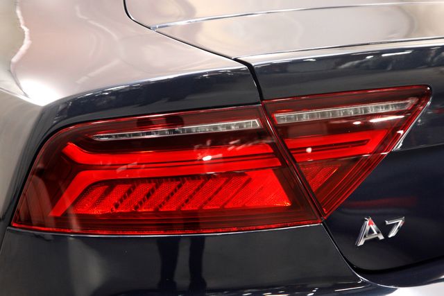 2017 Audi A7 3.0T quattro Prestige | Burbank, California | MDK International 2017 Audi A7 3.0T quattro Prestige | Burbank, California | MDK International