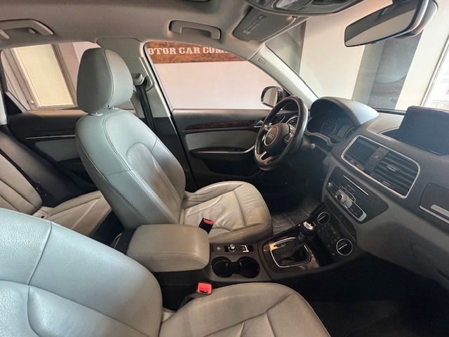 2017 Audi Q3 2.0T quattro Prestige