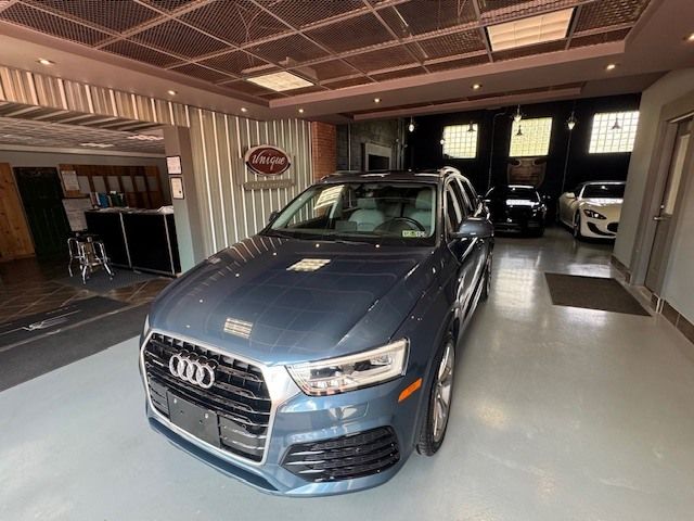 2017 Audi Q3 2.0T quattro Prestige