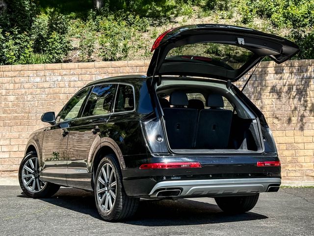 2017 Audi Q7 2.0T quattro Premium | Agoura Hills, CA | SoCal Auto Group 2017 Audi Q7 2.0T quattro Premium | Agoura Hills, CA | SoCal Auto Group