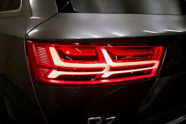 2017 Audi Q7 3.0T quattro Prestige | Burbank, California | MDK International