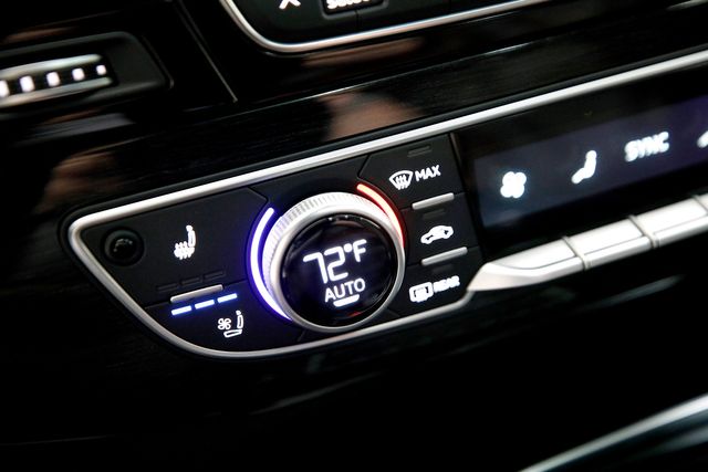 2017 Audi Q7 3.0T quattro Prestige | Burbank, California | MDK International