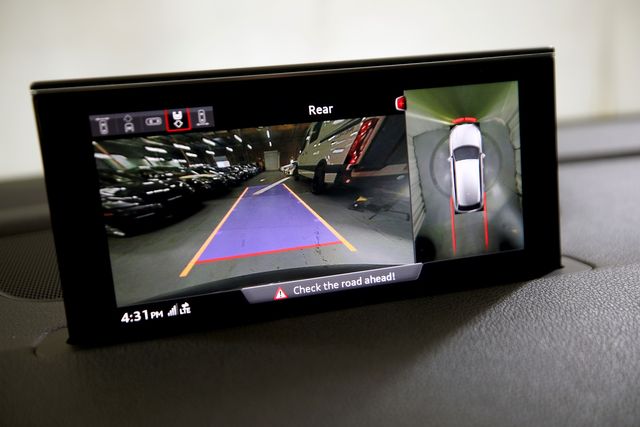 2017 Audi Q7 3.0T quattro Prestige | Burbank, California | MDK International 2017 Audi Q7 3.0T quattro Prestige | Burbank, California | MDK International