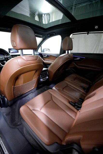 2017 Audi Q7 3.0T quattro Prestige | Burbank, California | MDK International 2017 Audi Q7 3.0T quattro Prestige | Burbank, California | MDK International