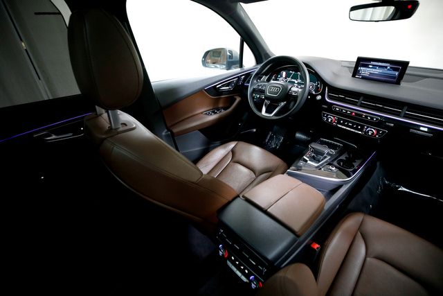 2017 Audi Q7 3.0T quattro Prestige | Burbank, California | MDK International