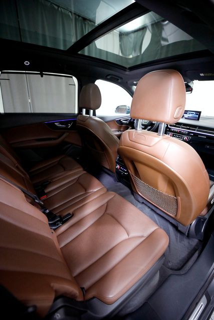 2017 Audi Q7 3.0T quattro Prestige | Burbank, California | MDK International