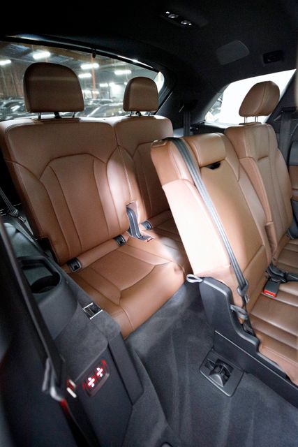 2017 Audi Q7 3.0T quattro Prestige | Burbank, California | MDK International 2017 Audi Q7 3.0T quattro Prestige | Burbank, California | MDK International