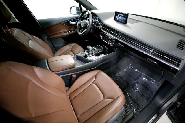 2017 Audi Q7 3.0T quattro Prestige | Burbank, California | MDK International 2017 Audi Q7 3.0T quattro Prestige | Burbank, California | MDK International