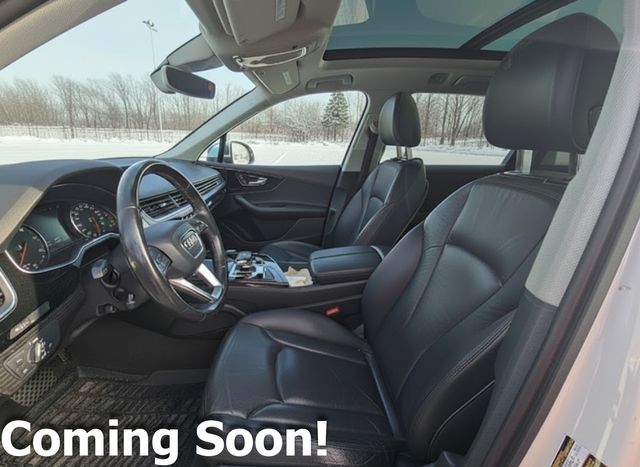 2017 Audi Q7 3.0T quattro Premium Plus w/ AWD & Heated Seats 2017 Audi Q7 3.0T quattro Premium Plus w/ AWD & Heated Seats