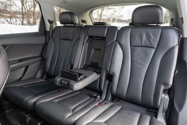 2017 Audi Q7 3.0T quattro Premium Plus w/ AWD & Heated Seats 2017 Audi Q7 3.0T quattro Premium Plus w/ AWD & Heated Seats