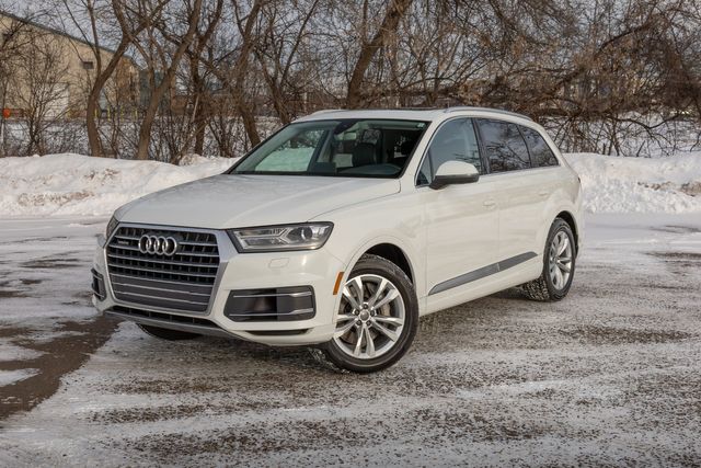 2017 Audi Q7 3.0T quattro Premium Plus w/ AWD & Heated Seats