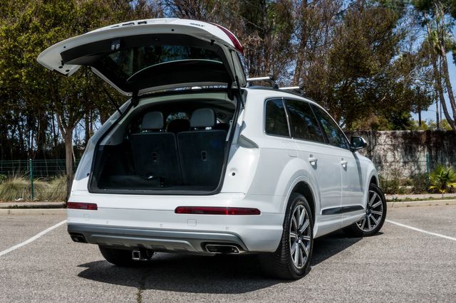 2017 Audi Q7 3.0T quattro Premium 2017 Audi Q7 3.0T quattro Premium