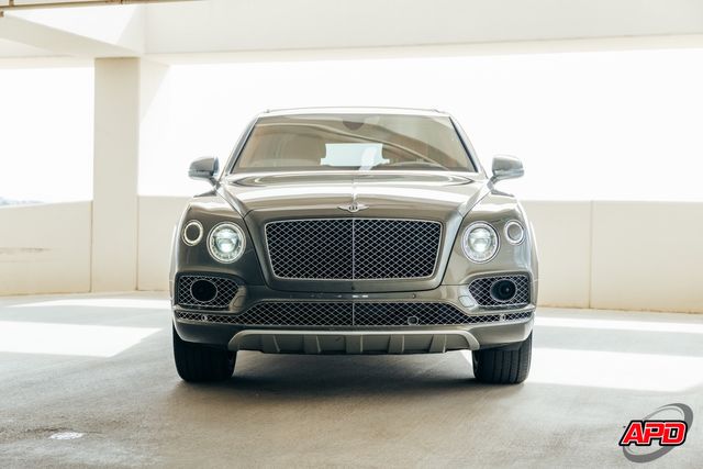 2017 Bentley Bentayga W12 Rear Seat Pkg 2017 Bentley Bentayga W12 Rear Seat Pkg