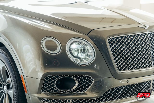 2017 Bentley Bentayga W12 Rear Seat Pkg