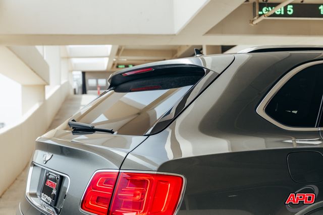 2017 Bentley Bentayga W12 Rear Seat Pkg 2017 Bentley Bentayga W12 Rear Seat Pkg