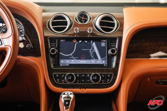 2017 Bentley Bentayga W12 Rear Seat Pkg 2017 Bentley Bentayga W12 Rear Seat Pkg