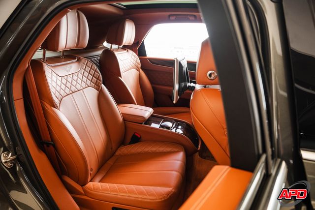 2017 Bentley Bentayga W12 Rear Seat Pkg