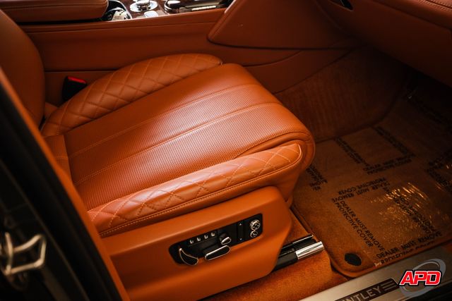 2017 Bentley Bentayga W12 Rear Seat Pkg 2017 Bentley Bentayga W12 Rear Seat Pkg