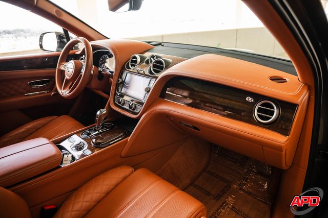 2017 Bentley Bentayga W12 Rear Seat Pkg 2017 Bentley Bentayga W12 Rear Seat Pkg