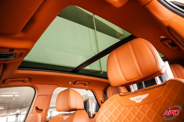 2017 Bentley Bentayga W12 Rear Seat Pkg 2017 Bentley Bentayga W12 Rear Seat Pkg