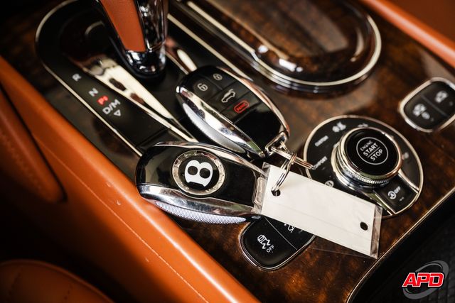 2017 Bentley Bentayga W12 Rear Seat Pkg 2017 Bentley Bentayga W12 Rear Seat Pkg