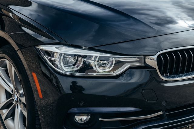 2017 BMW 3 Series 330i xDrive | Addison, TX | Apex Auto Sports 2017 BMW 3 Series 330i xDrive | Addison, TX | Apex Auto Sports