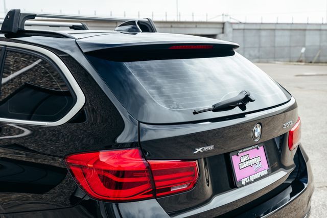 2017 BMW 3 Series 330i xDrive | Addison, TX | Apex Auto Sports 2017 BMW 3 Series 330i xDrive | Addison, TX | Apex Auto Sports