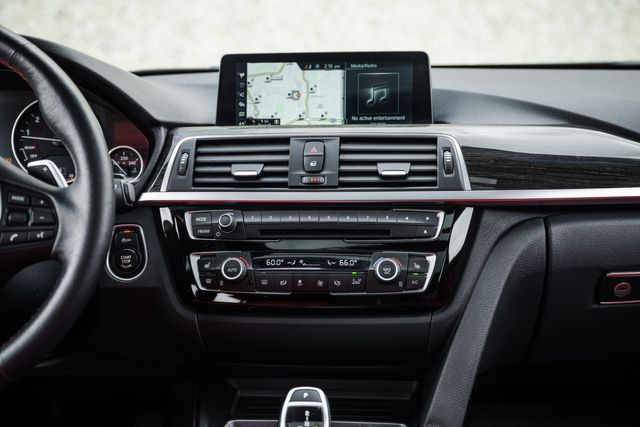 2017 BMW 3 Series 330i xDrive | Addison, TX | Apex Auto Sports 2017 BMW 3 Series 330i xDrive | Addison, TX | Apex Auto Sports