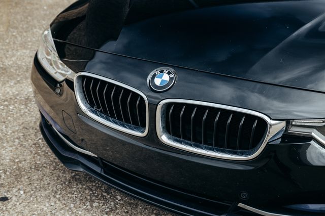 2017 BMW 3 Series 330i xDrive | Addison, TX | Apex Auto Sports