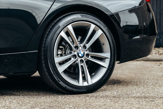 2017 BMW 3 Series 330i xDrive | Addison, TX | Apex Auto Sports 2017 BMW 3 Series 330i xDrive | Addison, TX | Apex Auto Sports